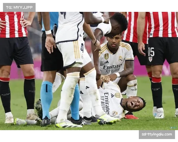 皇马米利唐腿筋受伤缺阵 中卫组合稳定性遭遇实质性挑战 皇马米利唐腿筋受伤缺阵 中卫组合稳定性遭遇实质性挑战